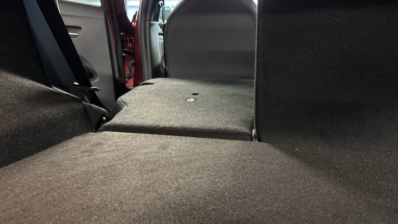 Nissan Juke 1.0 DiG-T 114 N-Connecta 5dr Petrol Hatchback